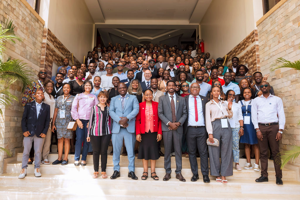Demelash Beyene Leadership Academy Group Picture